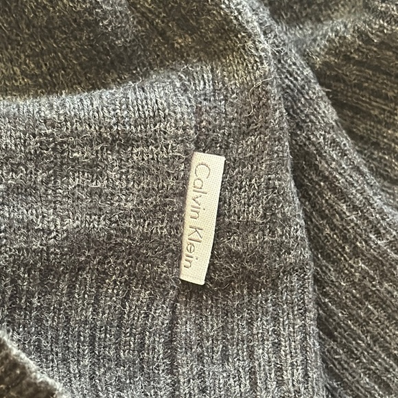 Calvin Klein Gray Gradient Men's Sweater - Picture 7 of 7